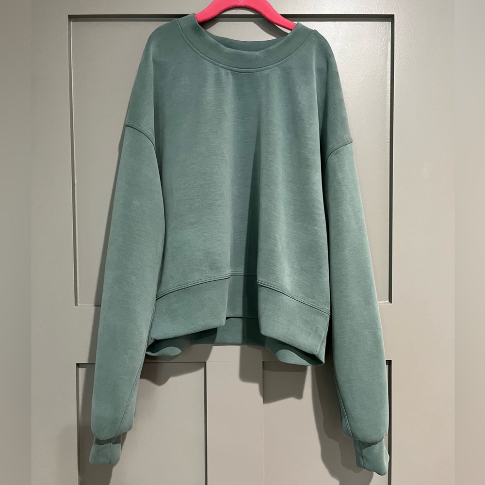 Lululemon Soft Stream Perfectly Oversized Cropped Sweatshirt Size 2
